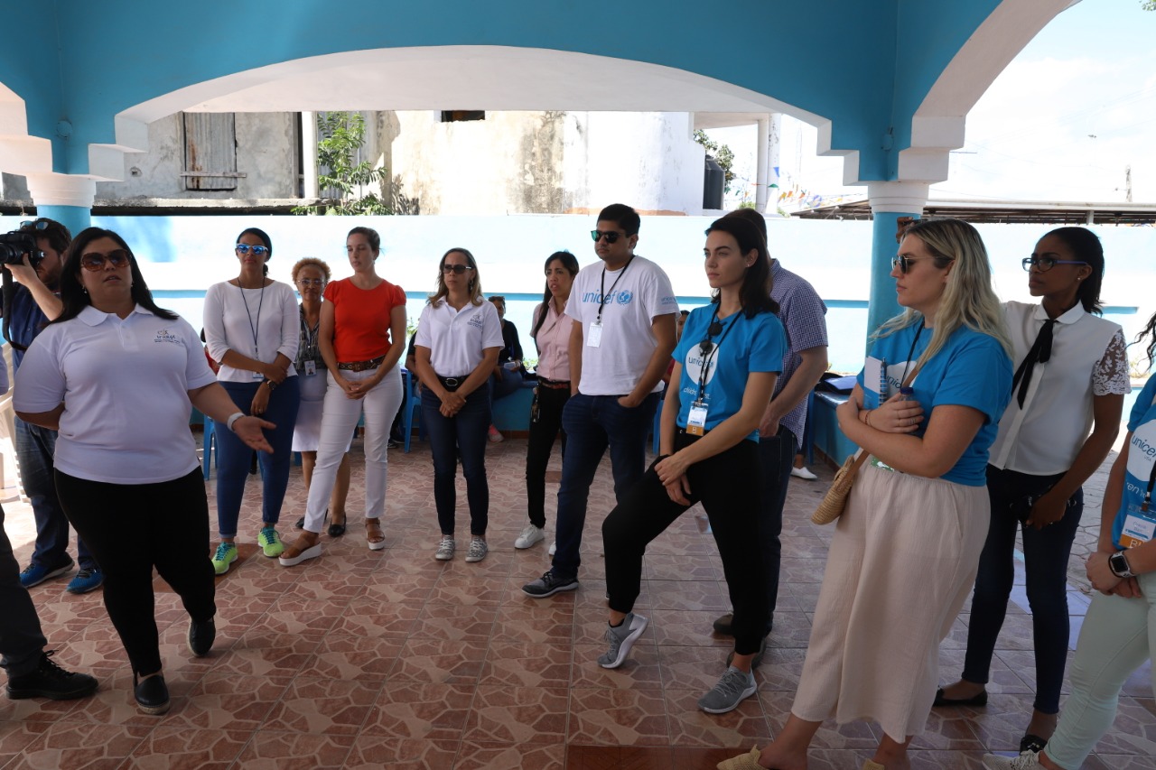 Elena Beato Encargada de Relaciones Interinstitucionales  explica cómo funcionan los Centros de Atención a la Infancia